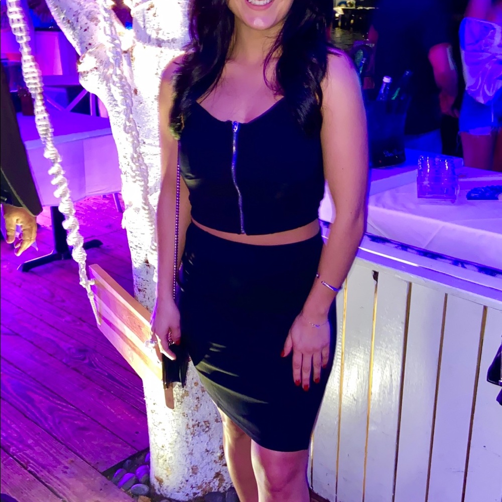 Two piece set